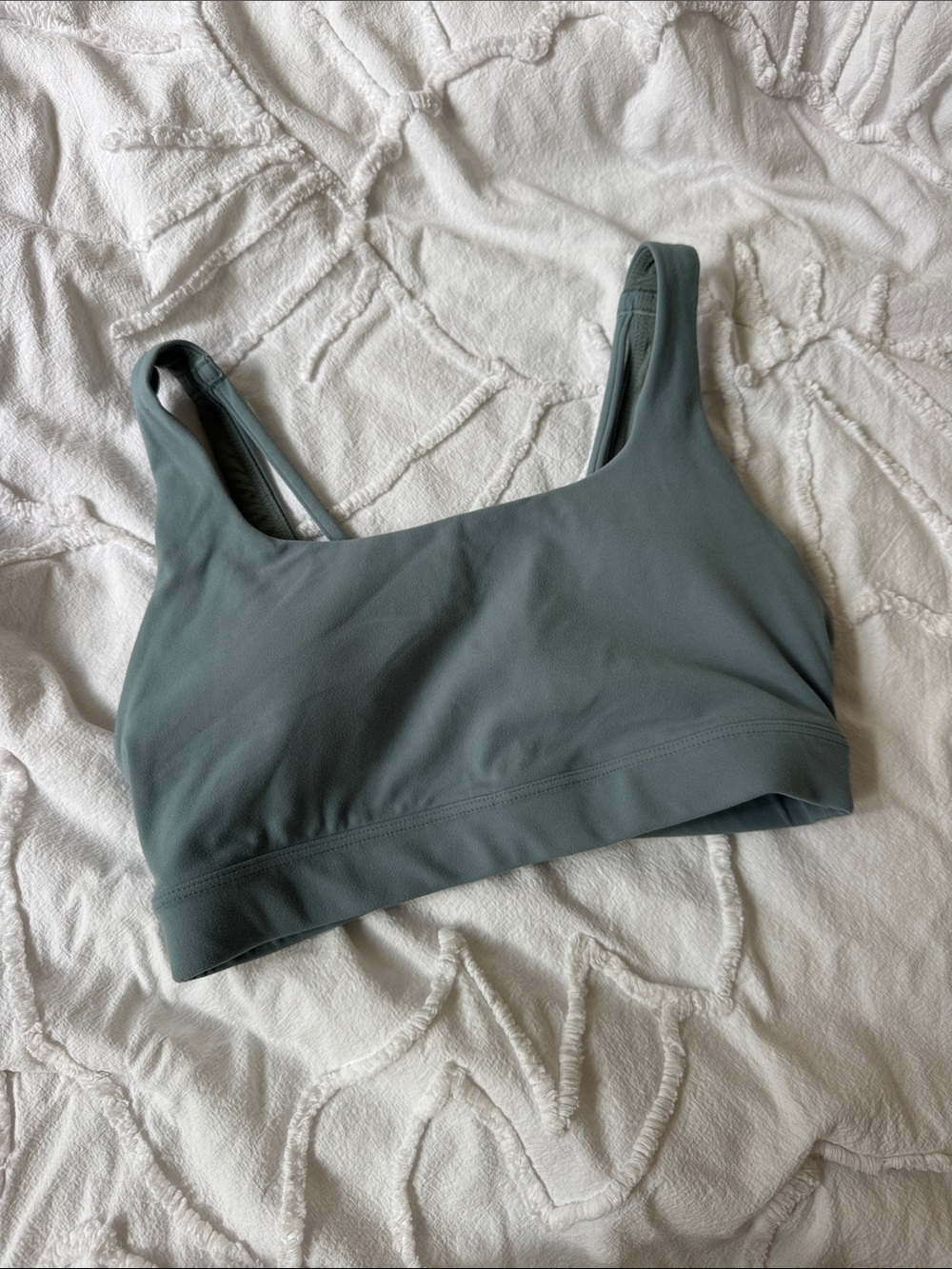 Athleta Scoop Sports Bra - sage/sea green